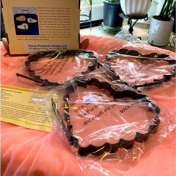 HEART PANCAKE MOLDS - Picture 2 of 4